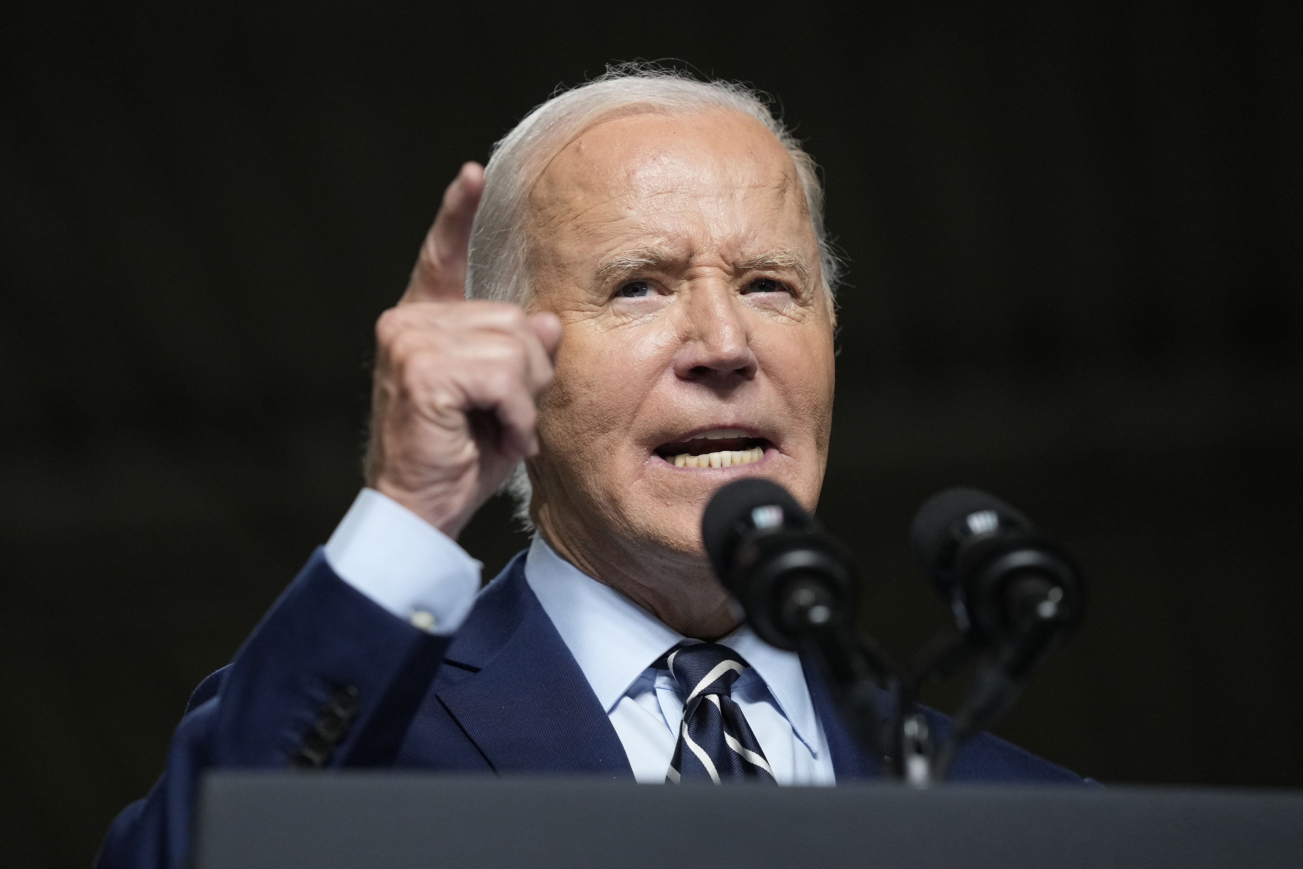 President Joe Biden speaks at an event at the Milwaukee Department of Public Works in Milwaukee, Tuesday, Oct. 8, 2024, to discuss his administration&#039;s progress in replacing lead pipes in Wisconsin and across the country.<br />(Susan Walsh / AP Photo)