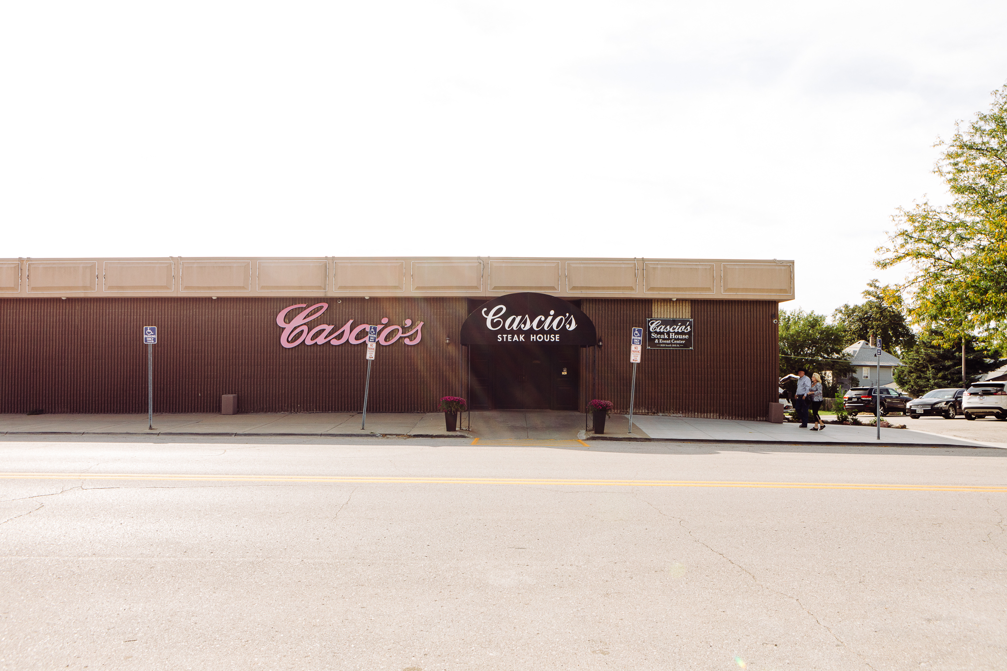Cascio’s Steakhouse, the city’s last remaining Italian steakhouse, is at 1620 S. 10th St.<br />(Joshua Foo / Flatwater Free Press)