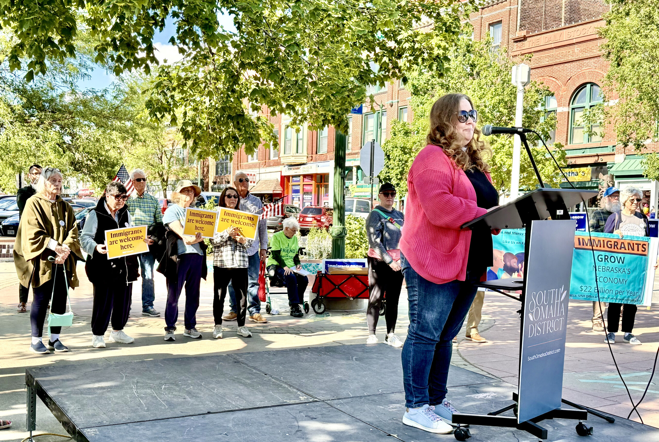 Founding pastor of Urban Abbey, the Rev. Debra McKnight, tells the group, “The mandate to welcome the stranger, foreigner and to love your neighbor as yourself could not be more clear. It is not complicated.”<br />(Cindy Gonzalez / Nebraska Examiner)