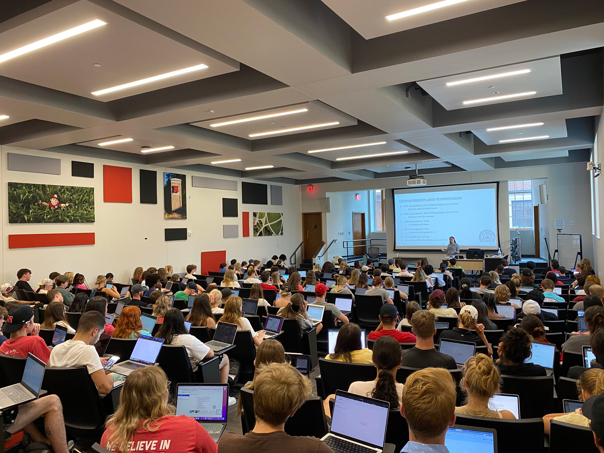Heather Engdahl of Civic Rights Nebraska speaks to 250 students in UNL’s College of Journalism and Mass Communications about voting rights, the importance of voting, voter suppression, gerrymandering, and making a voting plan. (Photo courtesy of Kelli Boling)