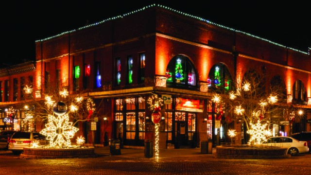 Omaha’s Holiday Lights Festival illuminates 72 acres of The Riverfront parks system along with Old Market and main corridors of South and North Omaha. Shown here are previous holiday seasons at The Riverfront’s Gene Leahy Mall. 
(Courtesy of Holiday Lights Festival)